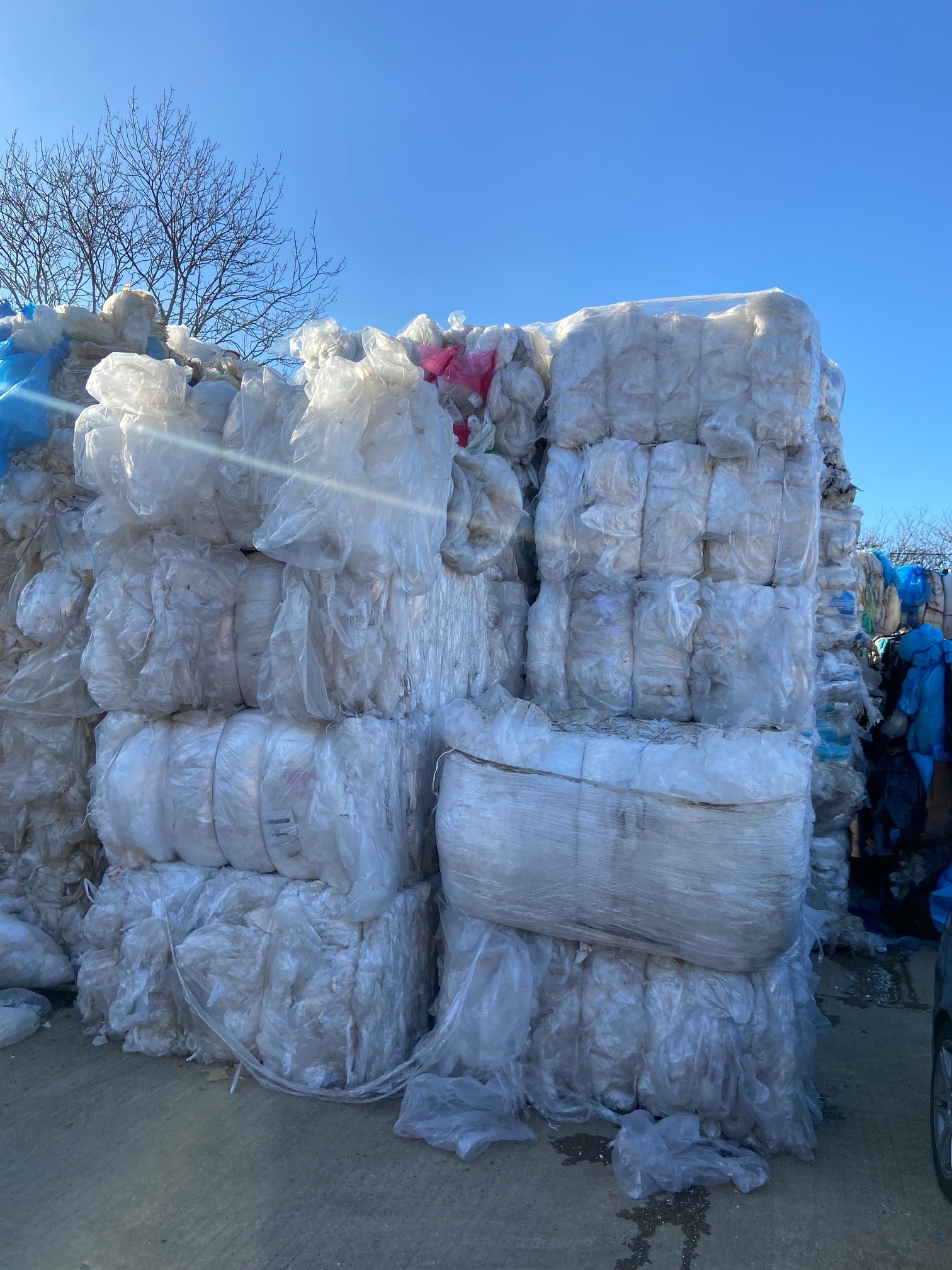 Plastic bale recycling