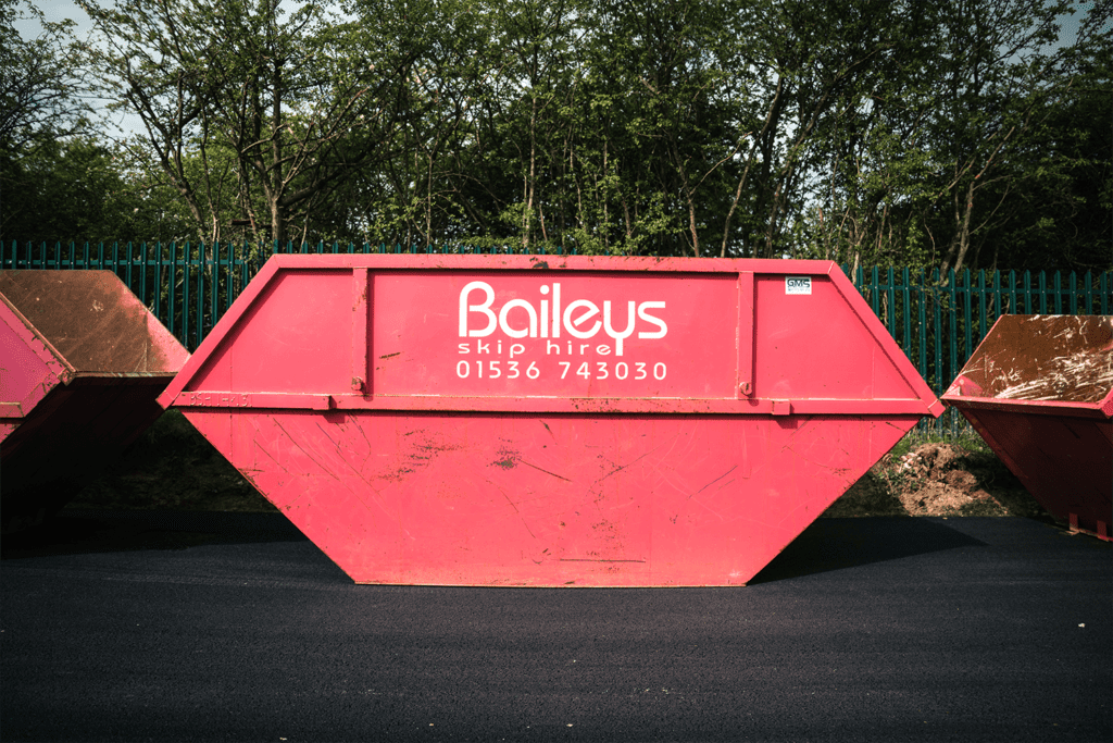 Builders Maxi Skip Hire Northamptonshire Bailey's Skip Hire & Recycling